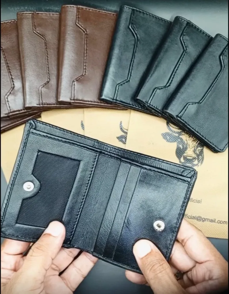 Card Holder Product 1 2nd.webp